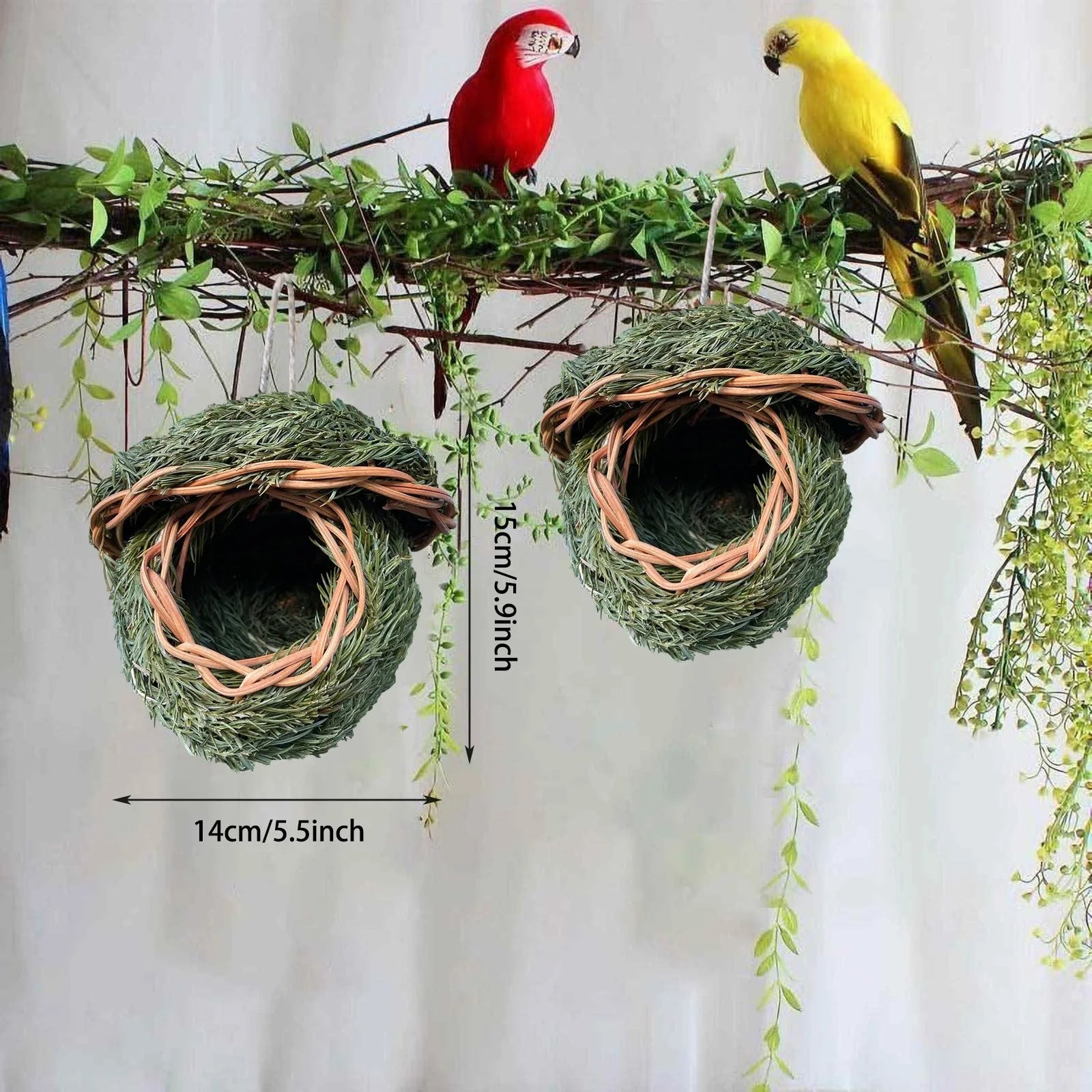 Handwoven Outdoor Natural Grass Hanging Birdhouse